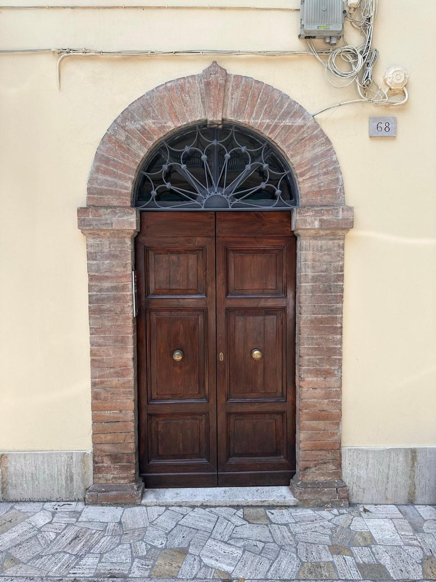 Centralissimo - Nuovo - Parcheggio Privato Perugia Zewnętrze zdjęcie