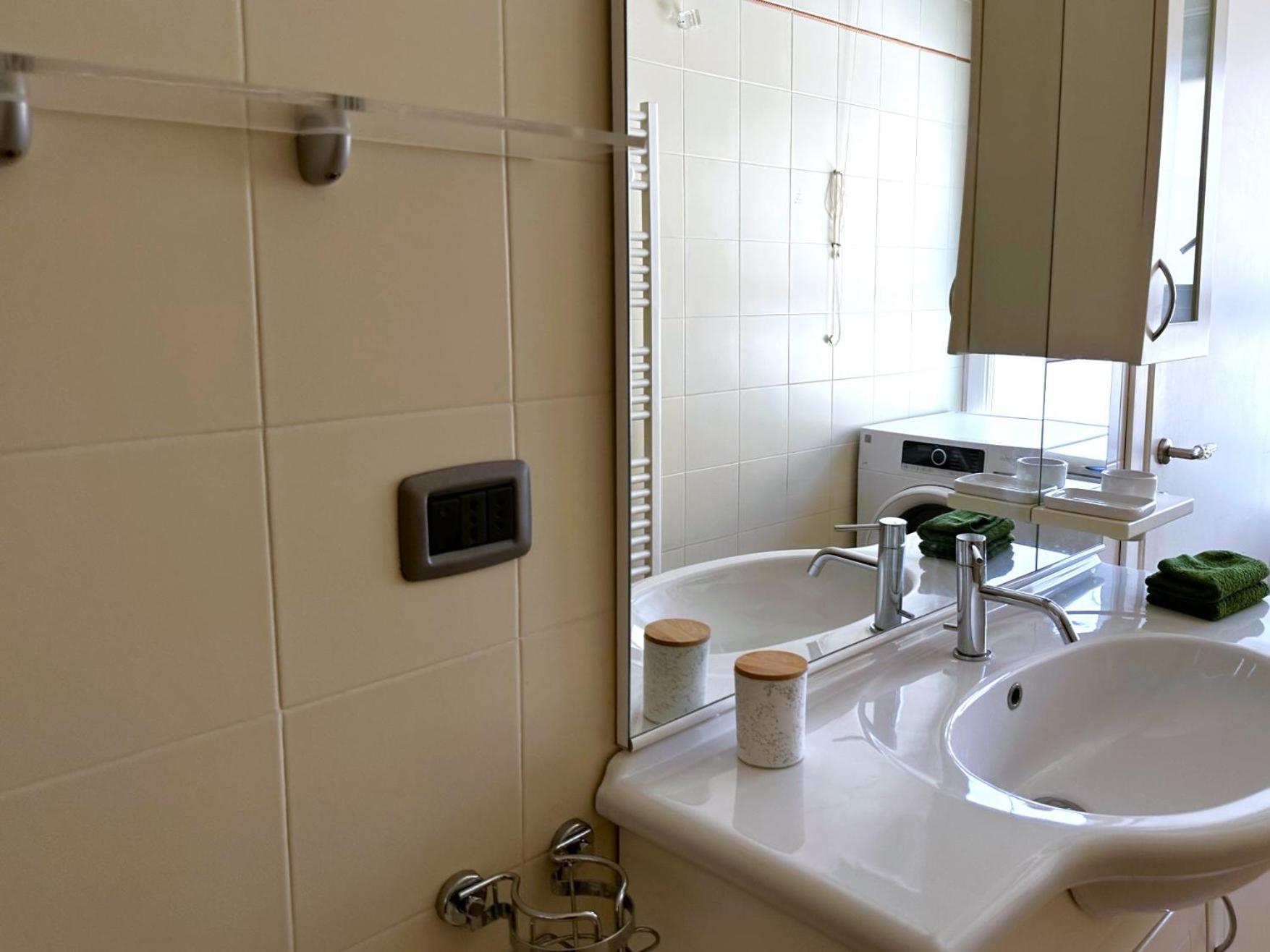 Centralissimo - Nuovo - Parcheggio Privato Perugia Zewnętrze zdjęcie